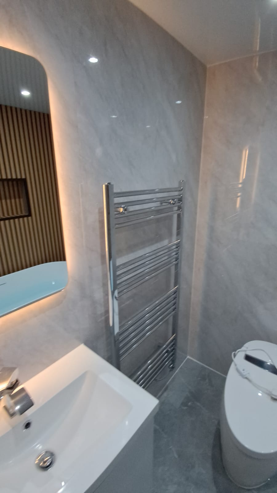 Finished bathroom using Grey Marble panels
