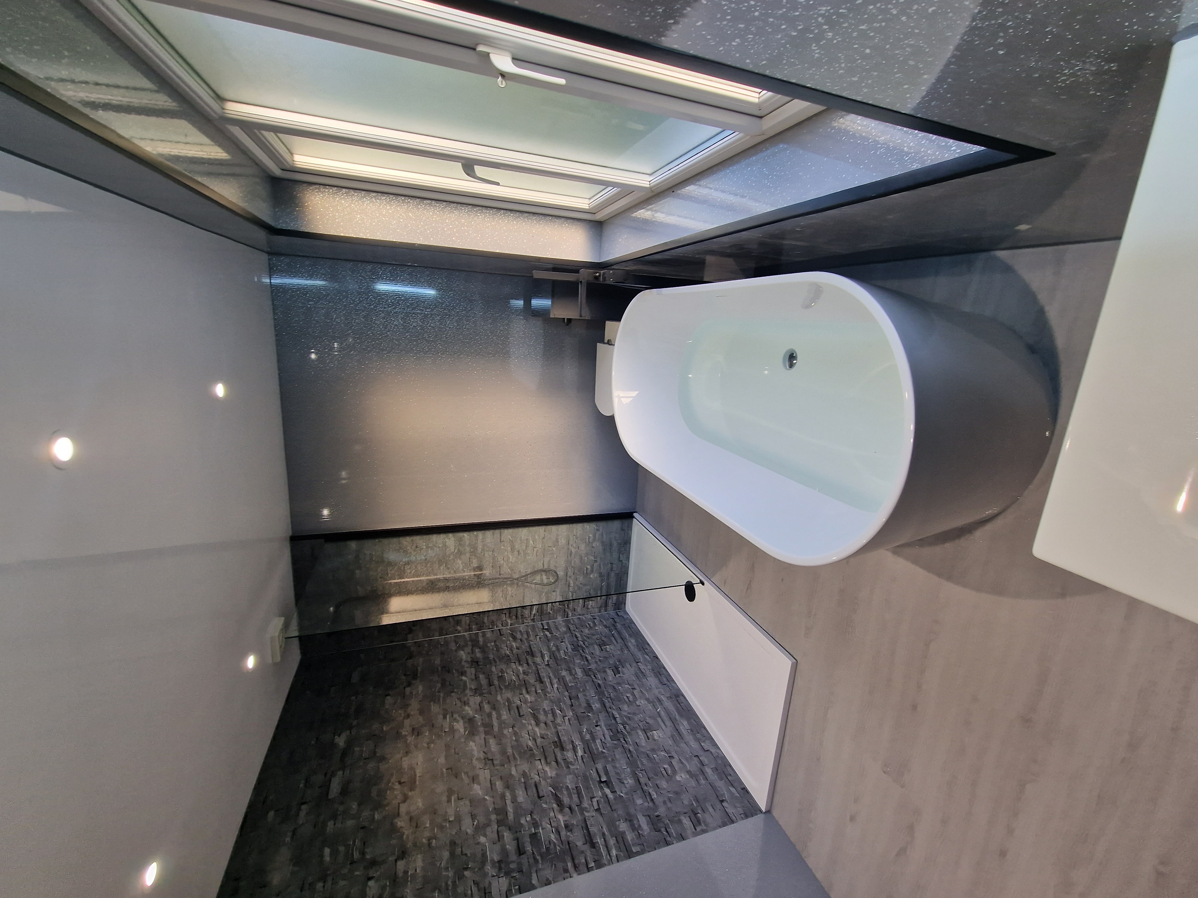 Finished bathroom using Grey Sparcle panels