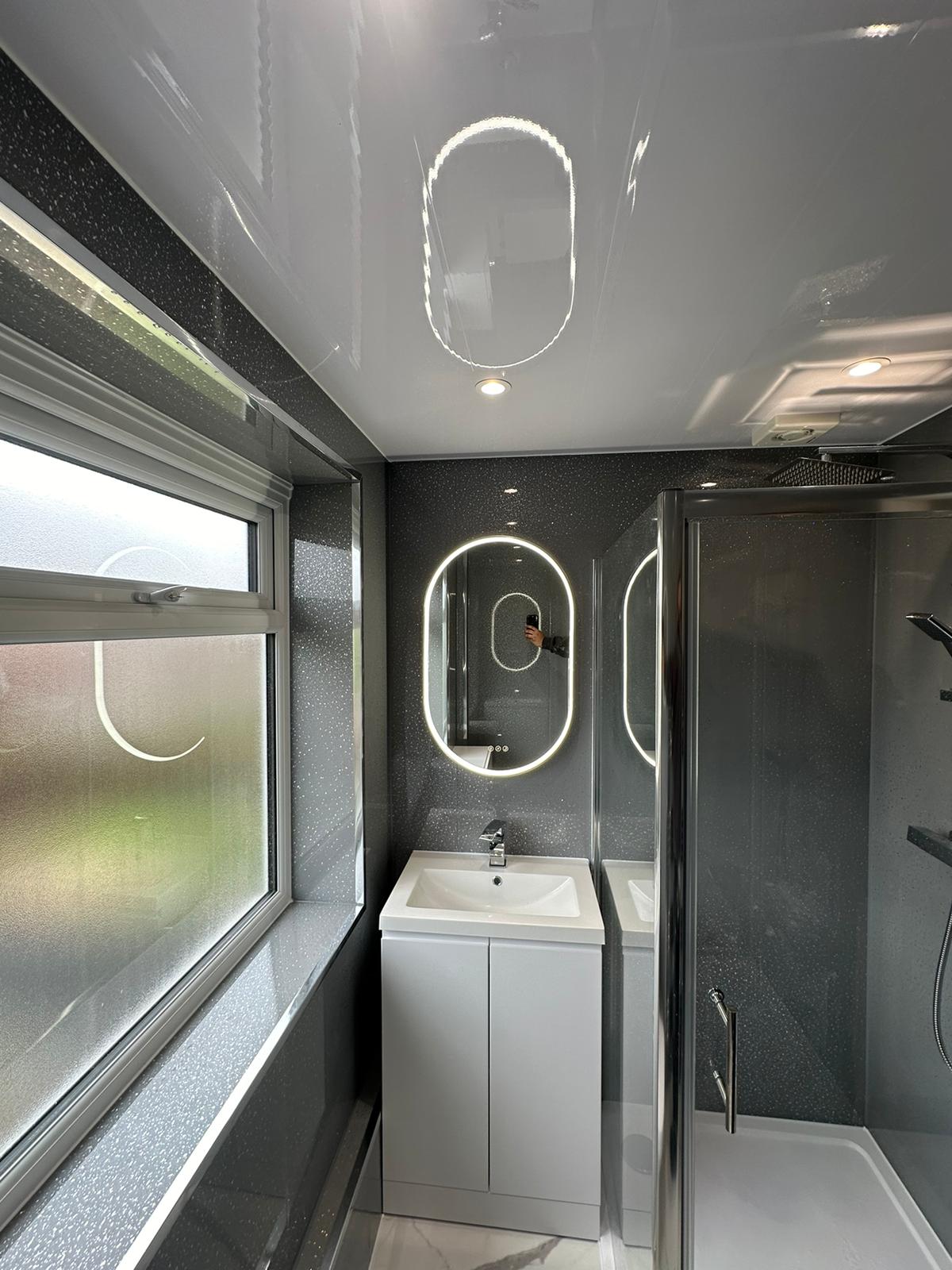 Finished bathroom using Grey Sparcle panels