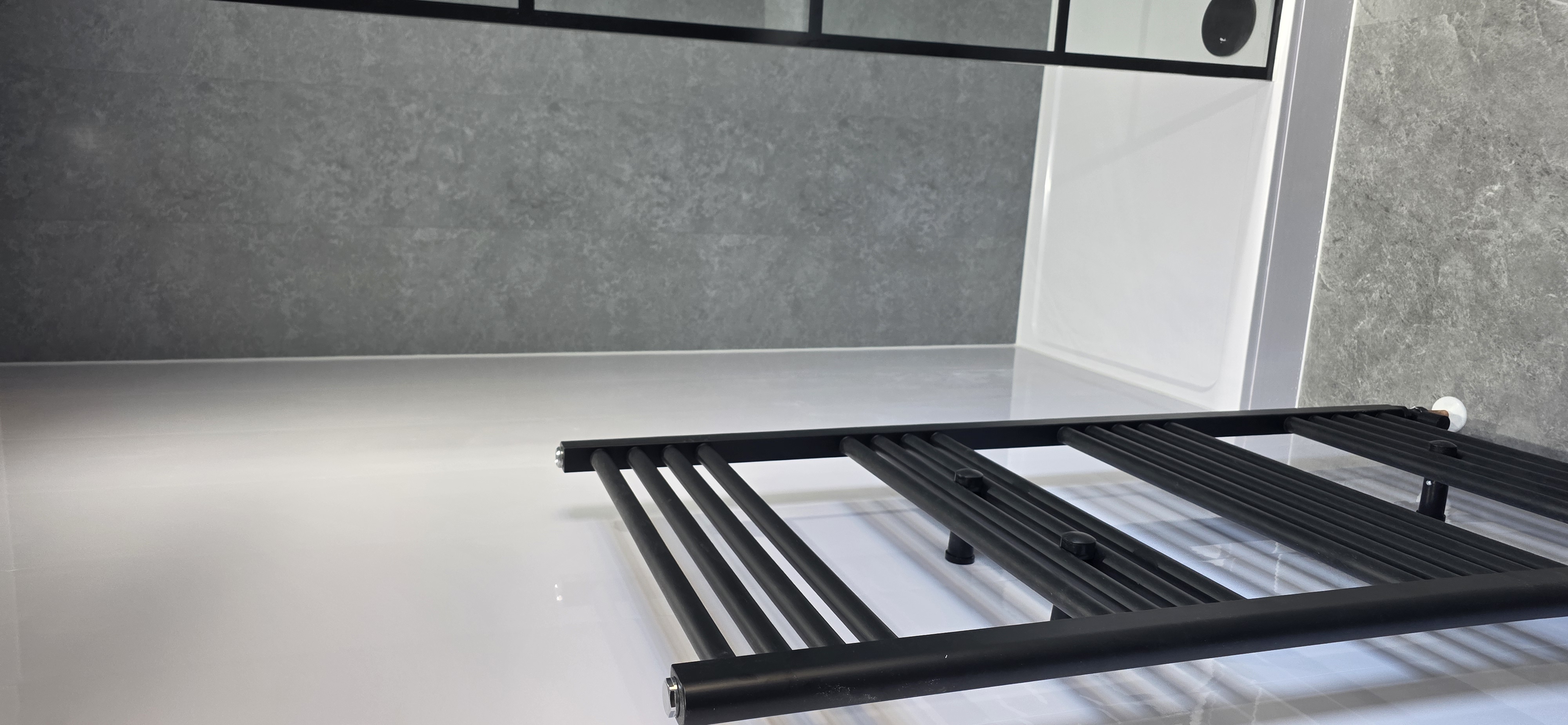 Finished bathroom using Grey Stone panels