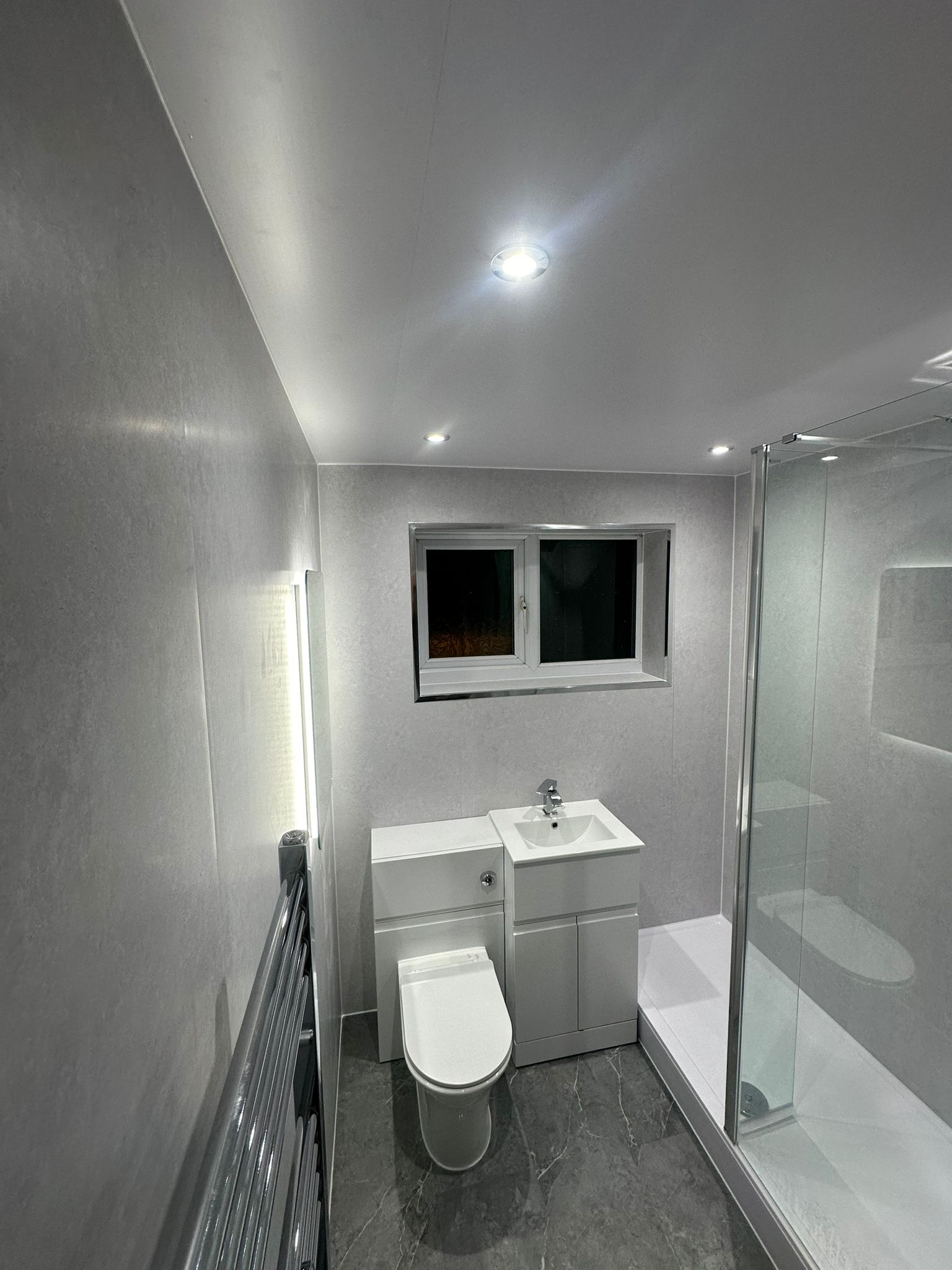 Finished bathroom using Grey Stone panels