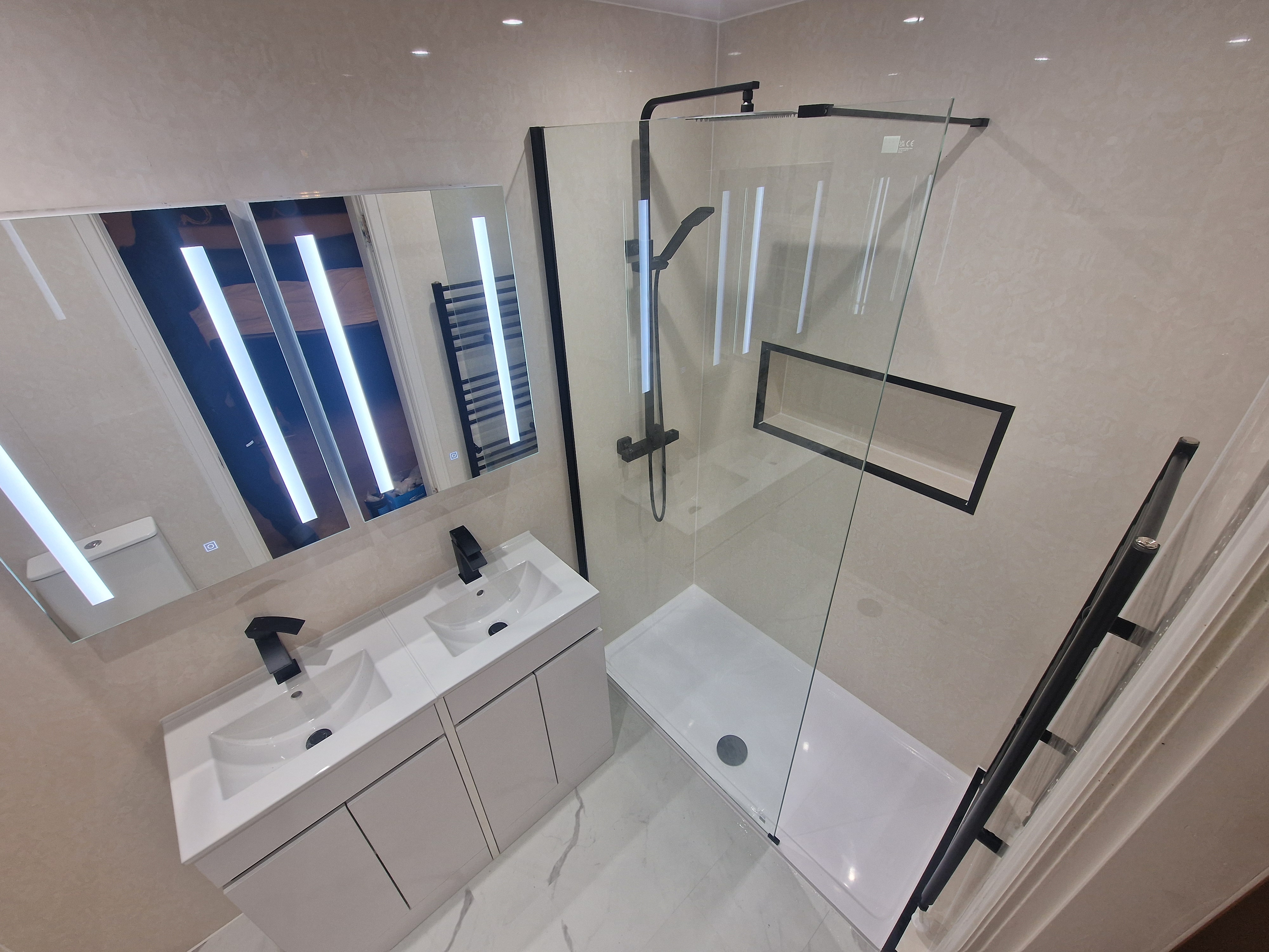 Finished bathroom using Travertine panels