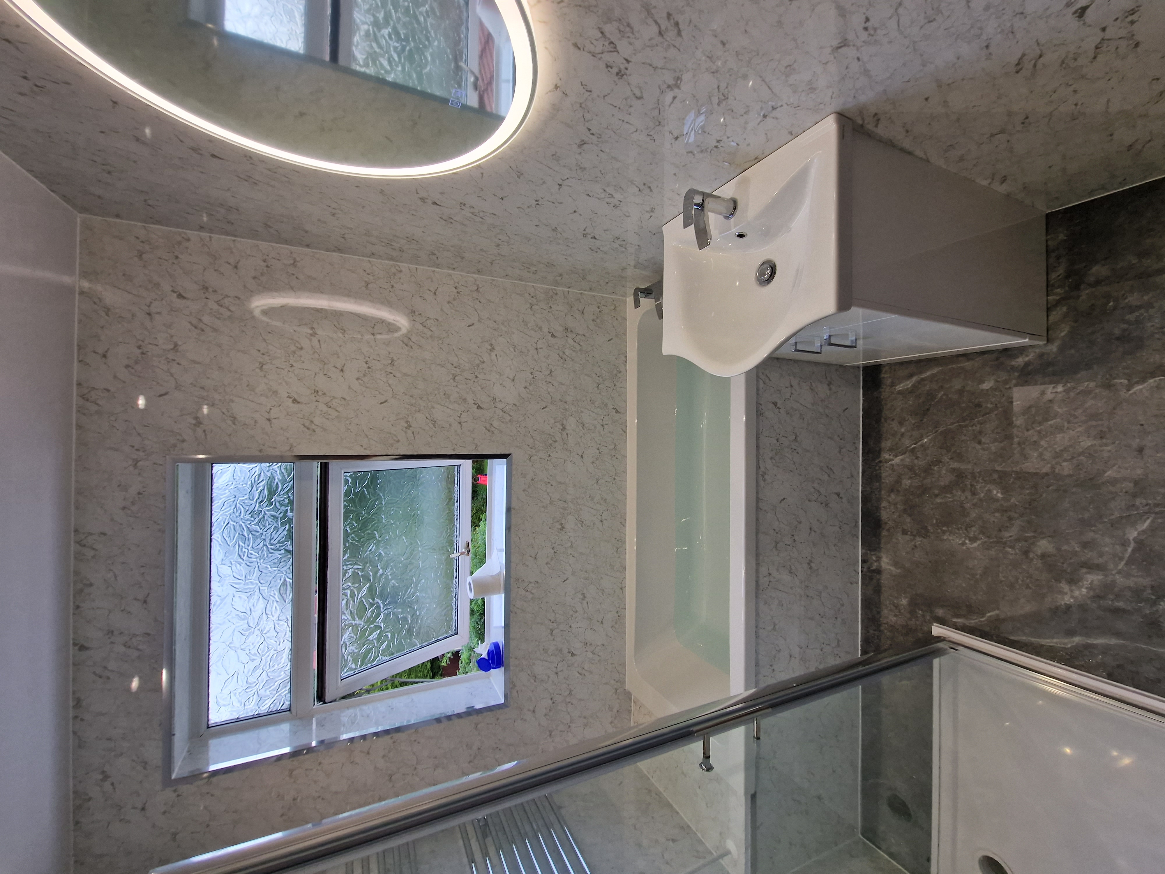 Finished bathroom using Diabelski Mlyn panels