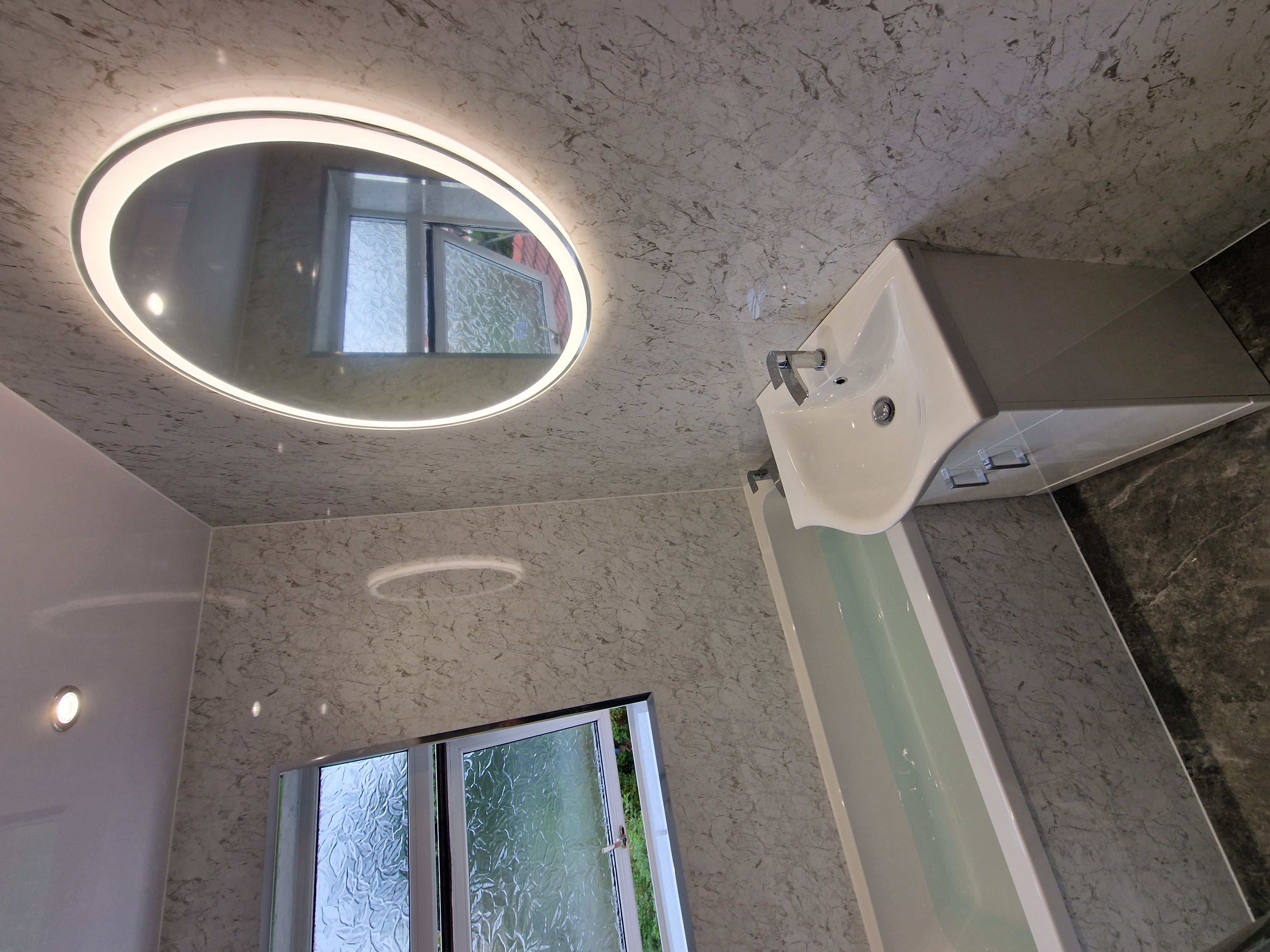 Finished bathroom using Diabelski Mlyn panels