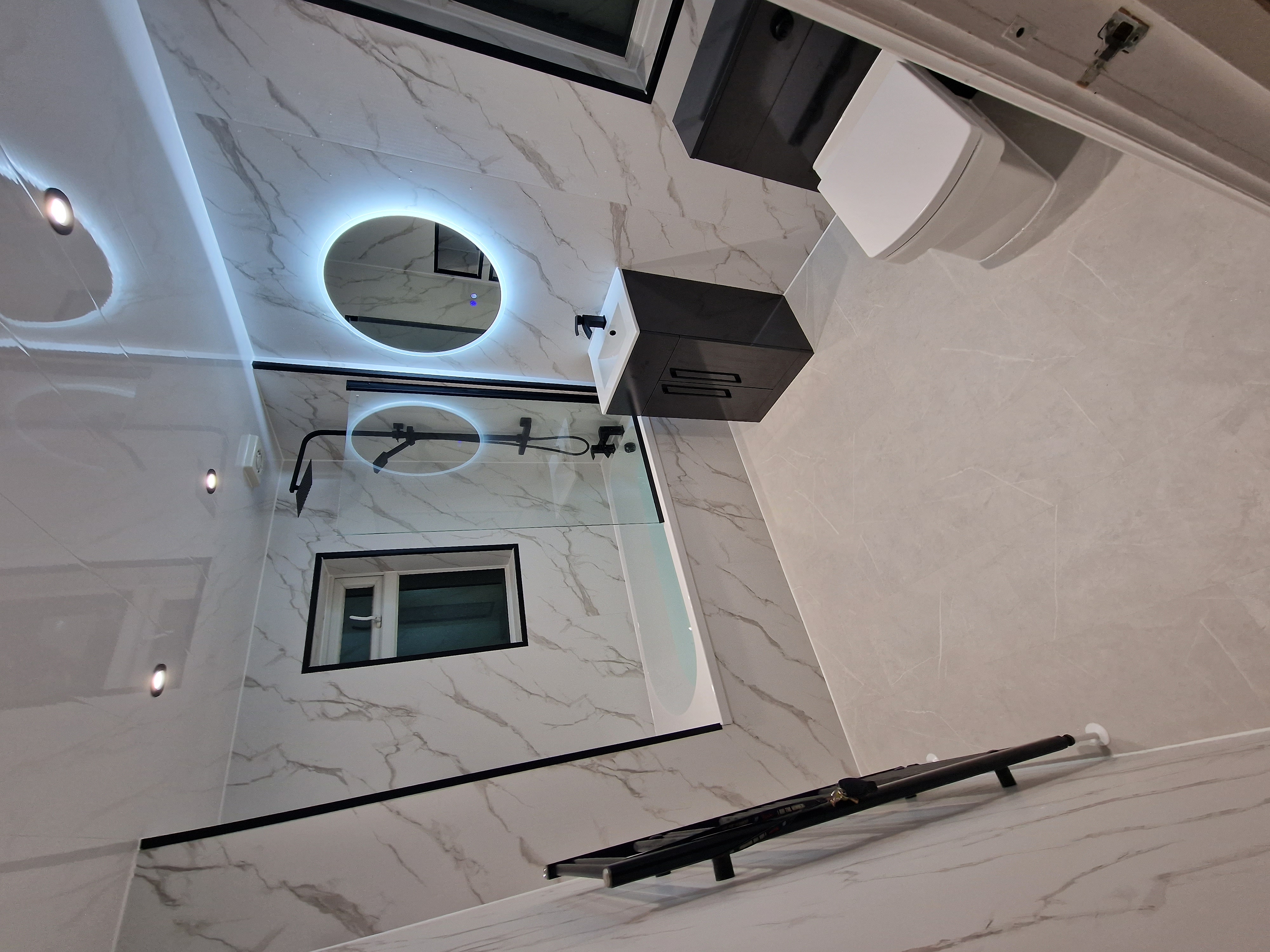 Finished bathroom using Carrera Matt panels